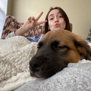 Meet your Posher, Lauren